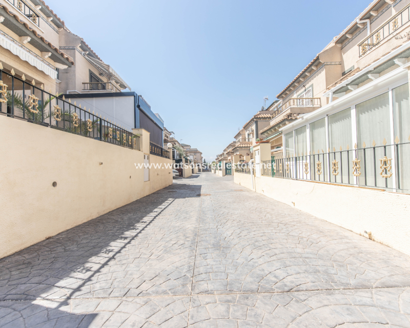 Revente - Quad - Urb. El Oasis - La Marina