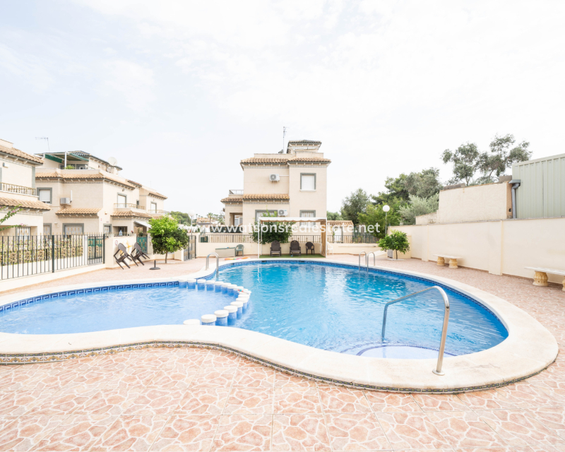 Revente - Quad - Urb. El Oasis - La Marina