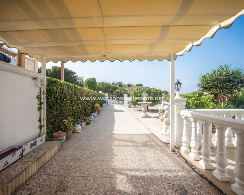 Revente - Quad - Urb. La Marina