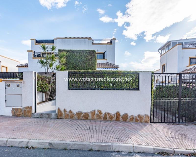 Revente - Quad - Urb. La Marina