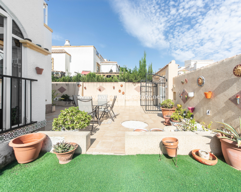 Revente - Quad - Urb. La Marina