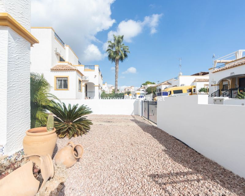 Revente - Quad - Urb. La Marina