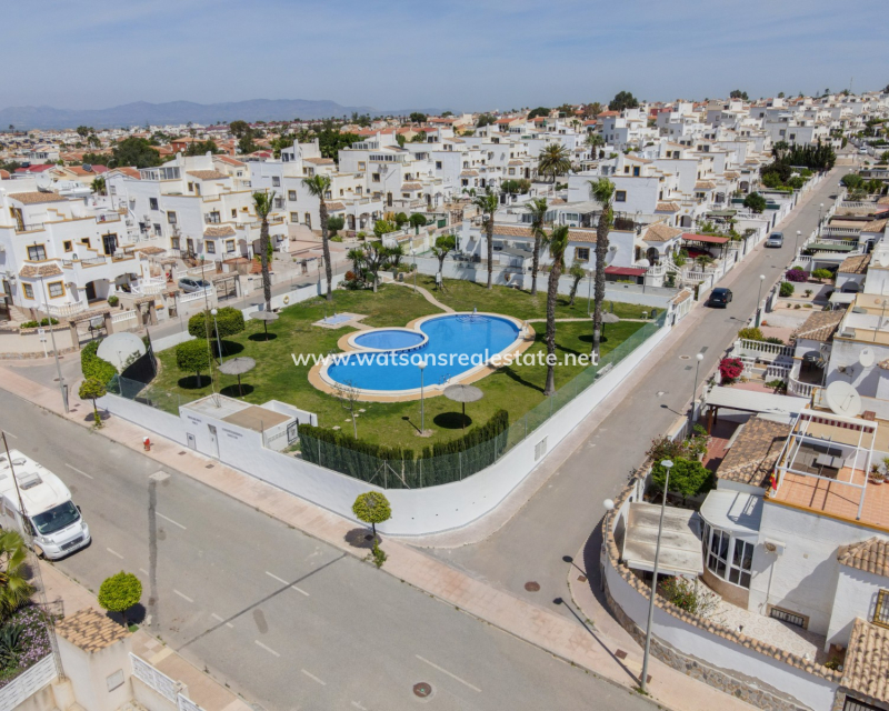 Revente - Quad - Urb. La Marina