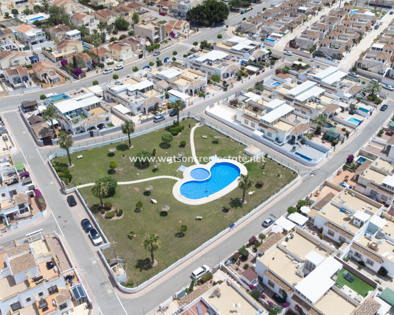 Revente - Quad - Urb. La Marina