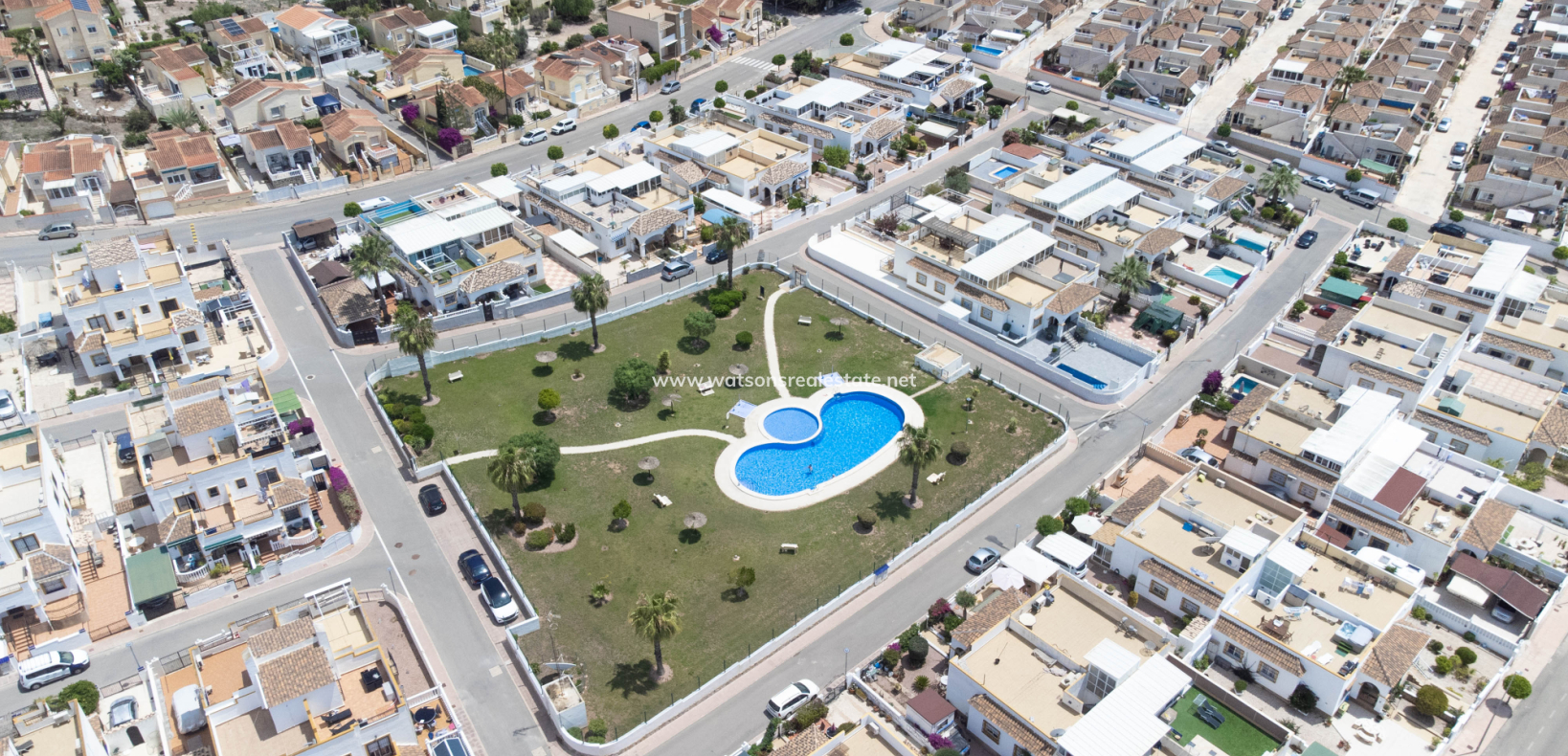 Revente - Quad - Urb. La Marina