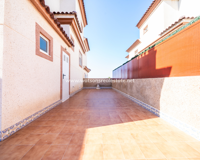 Revente - Quad - Urb. La Marina