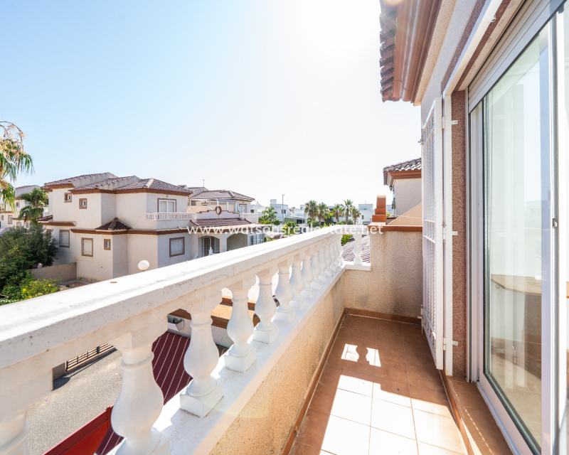 Revente - Quad - Urb. La Marina