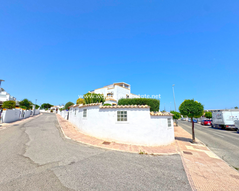 Revente - Quad - Urb. La Marina