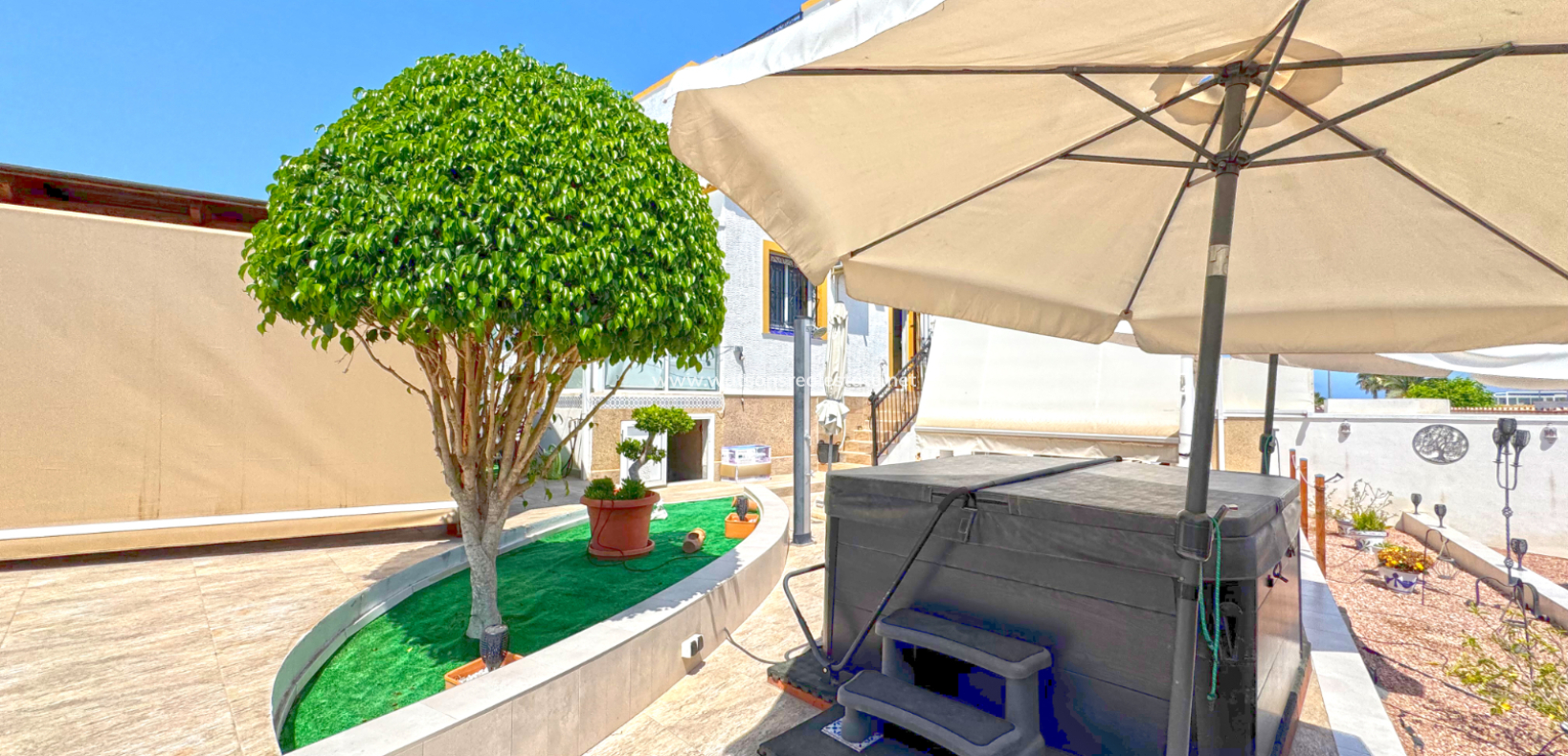 Revente - Quad - Urb. La Marina