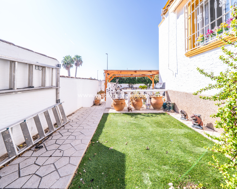 Revente - Quad - Urb. La Marina