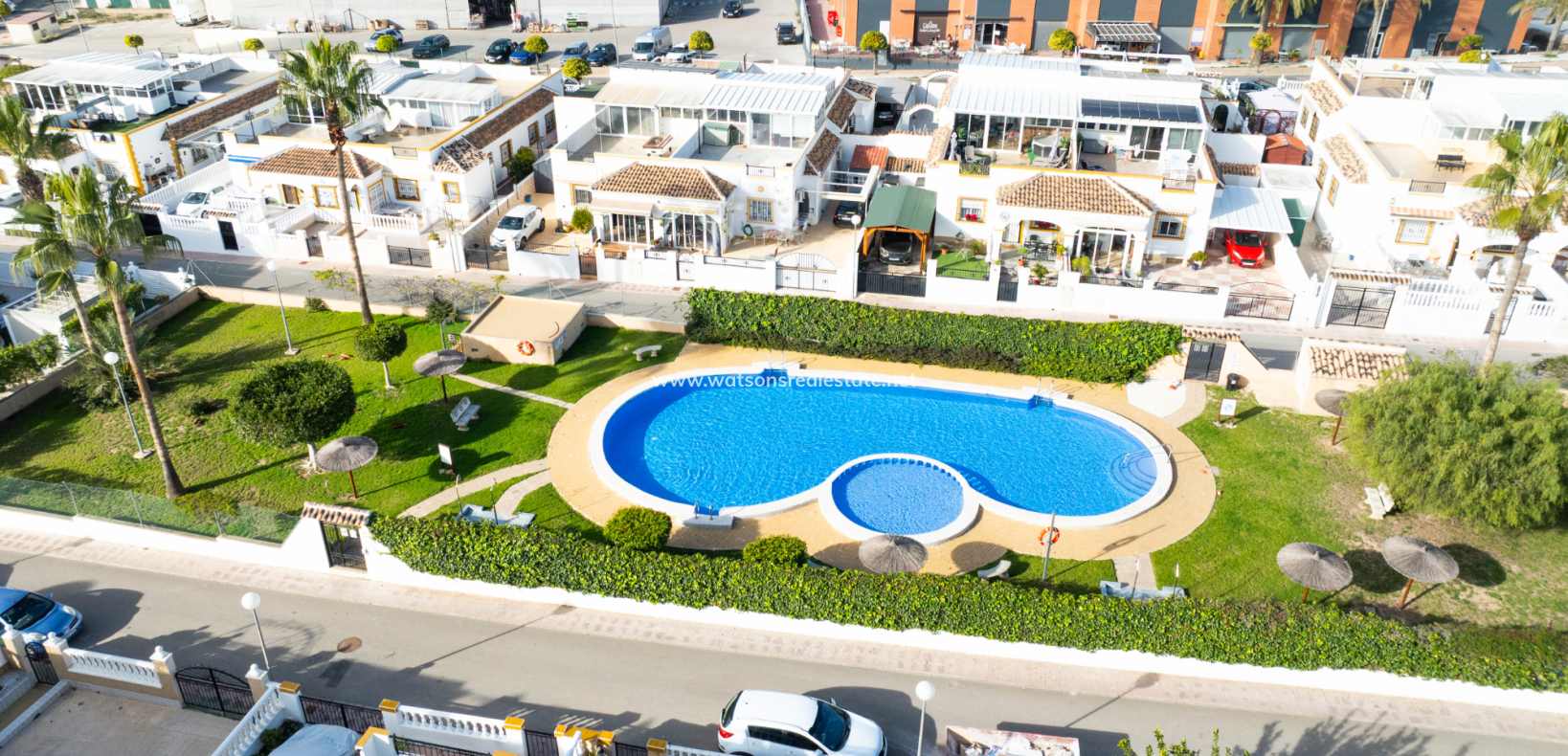 Revente - Quad - Urb. La Marina