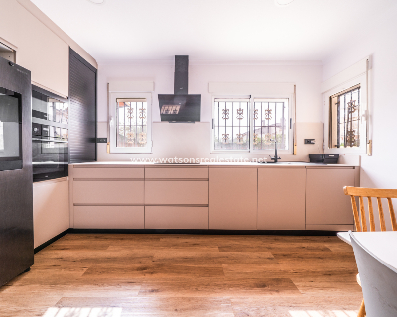 Revente - Quad - Urb. La Marina