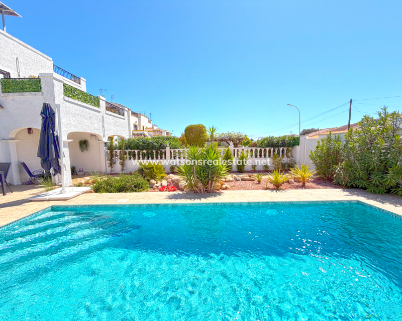 Revente - Quad - Urb. La Marina