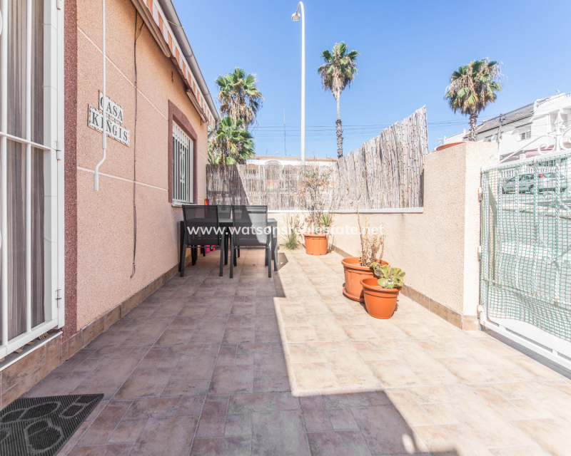 Revente - Rijhuis - Urb. La Marina