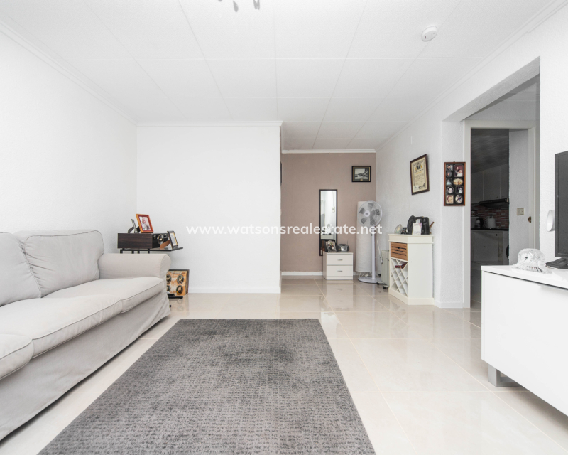 Revente - Rijhuis - Urb. La Marina