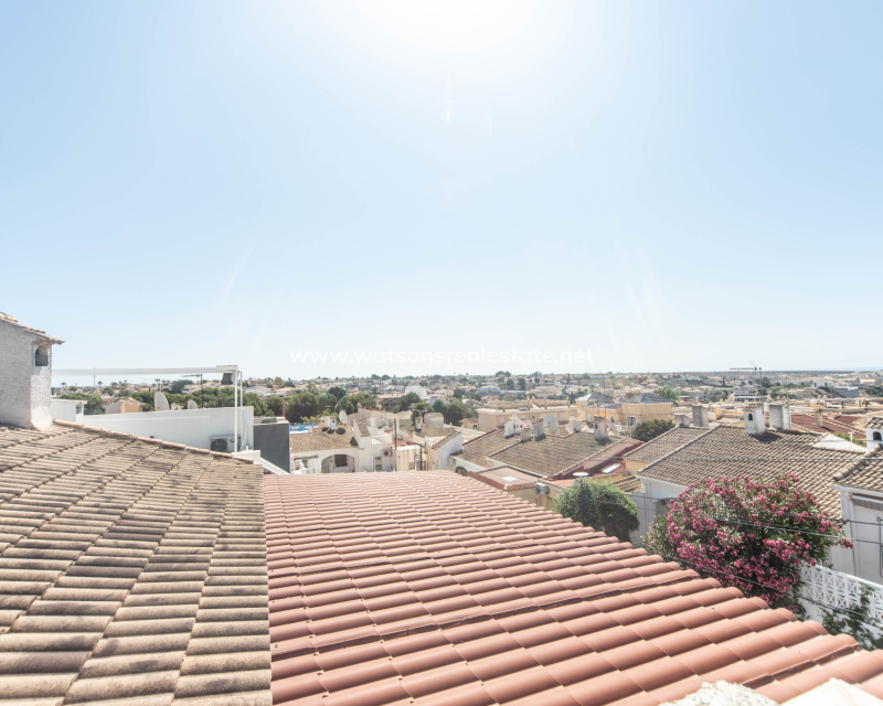 Revente - Rijhuis - Urb. La Marina