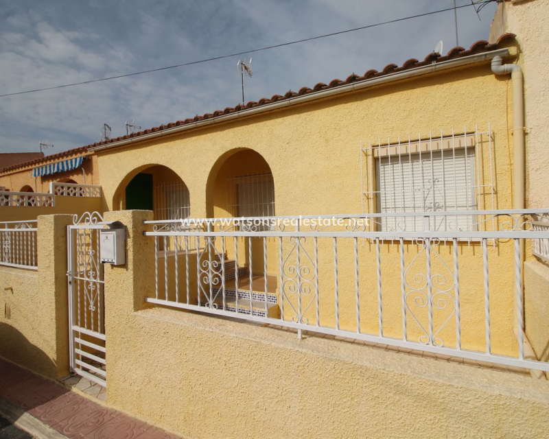 Revente - Rijhuis - Urb. La Marina