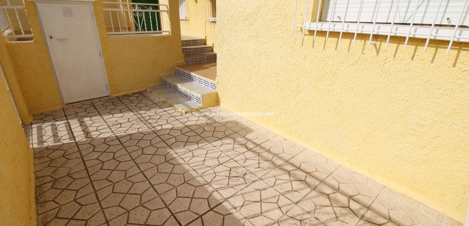Revente - Rijhuis - Urb. La Marina