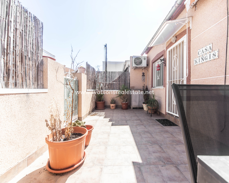 Revente - Rijhuis - Urb. La Marina