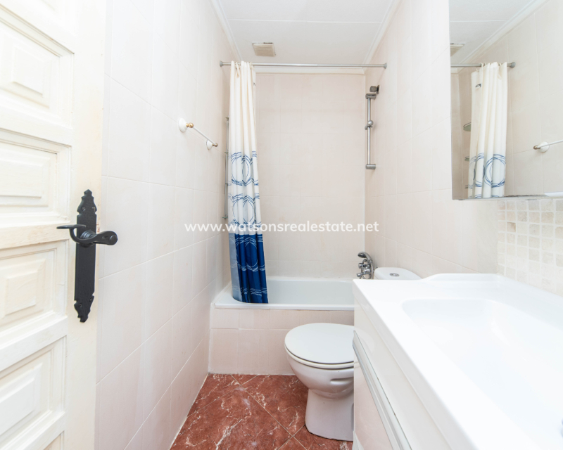 Revente - Rijhuis - Urb. La Marina