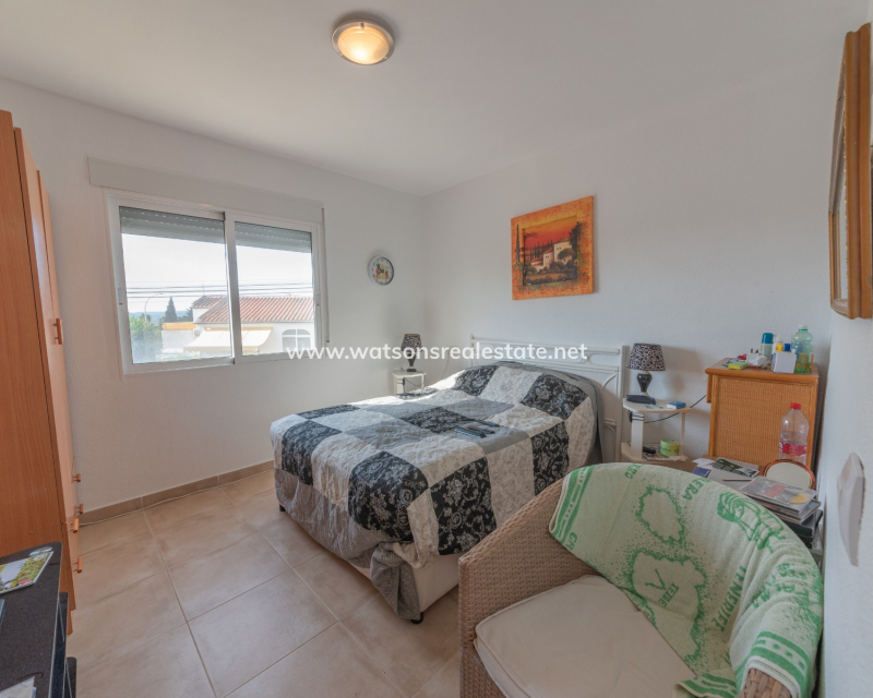 Revente - Rijhuis - Urb. La Marina