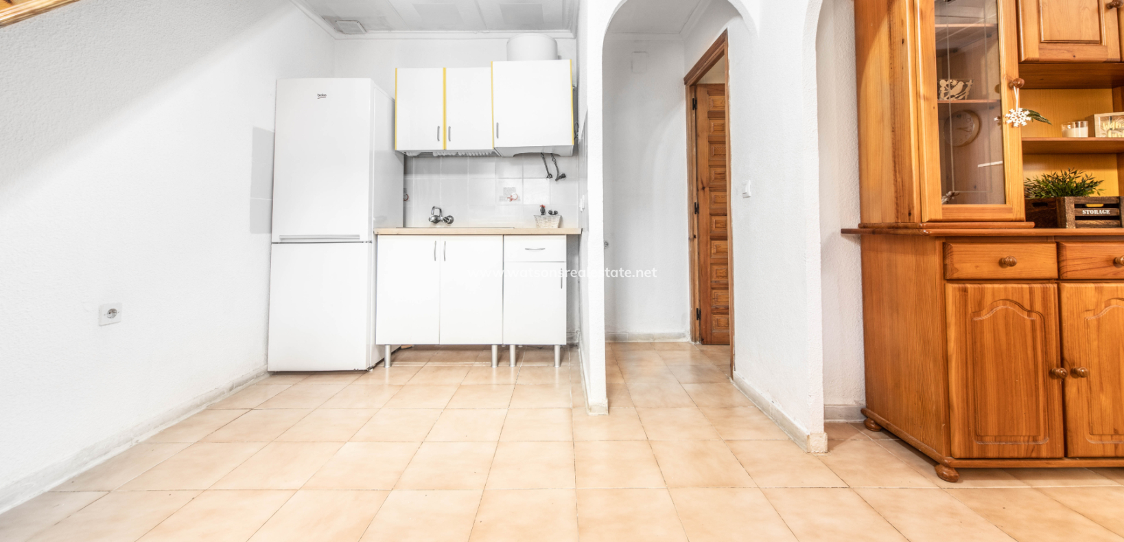 Revente - Rijhuis - Urb. La Marina