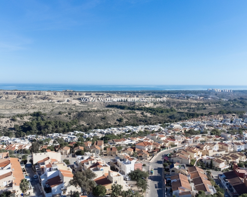 Revente - Rijhuis - Urb. La Marina