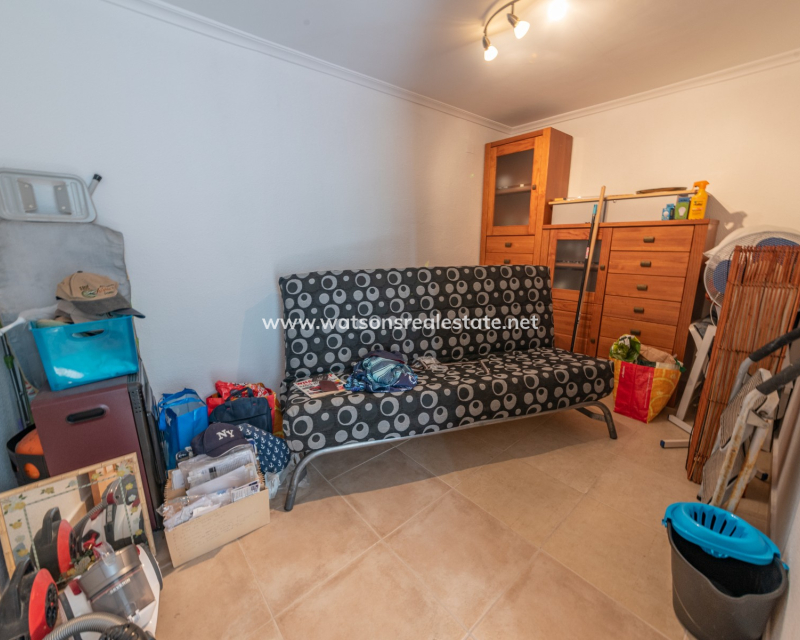 Revente - Rijhuis - Urb. La Marina