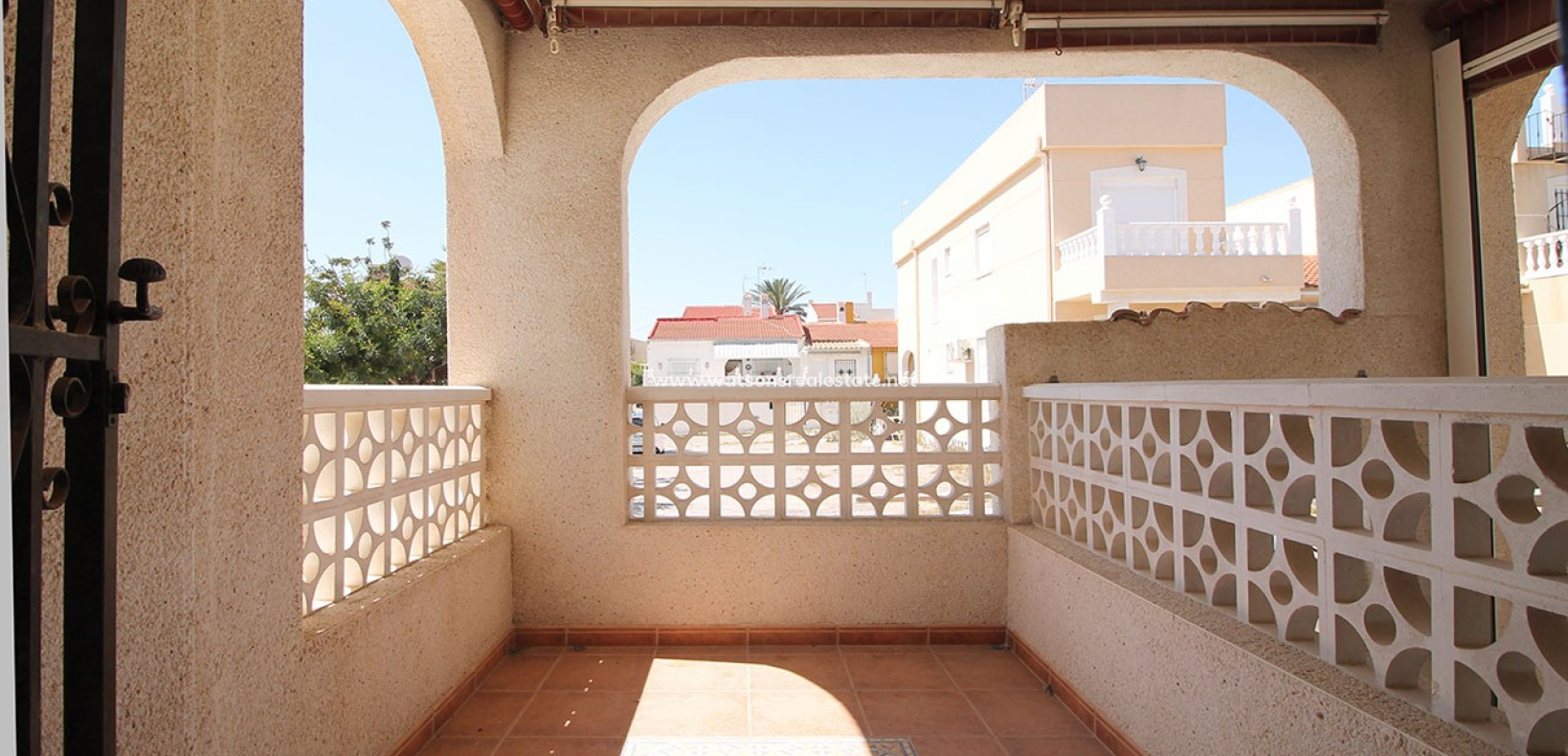 Revente - Rijhuis - Urb. La Marina