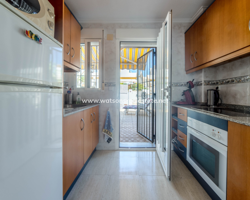 Revente - Rijhuis - Urb. La Marina
