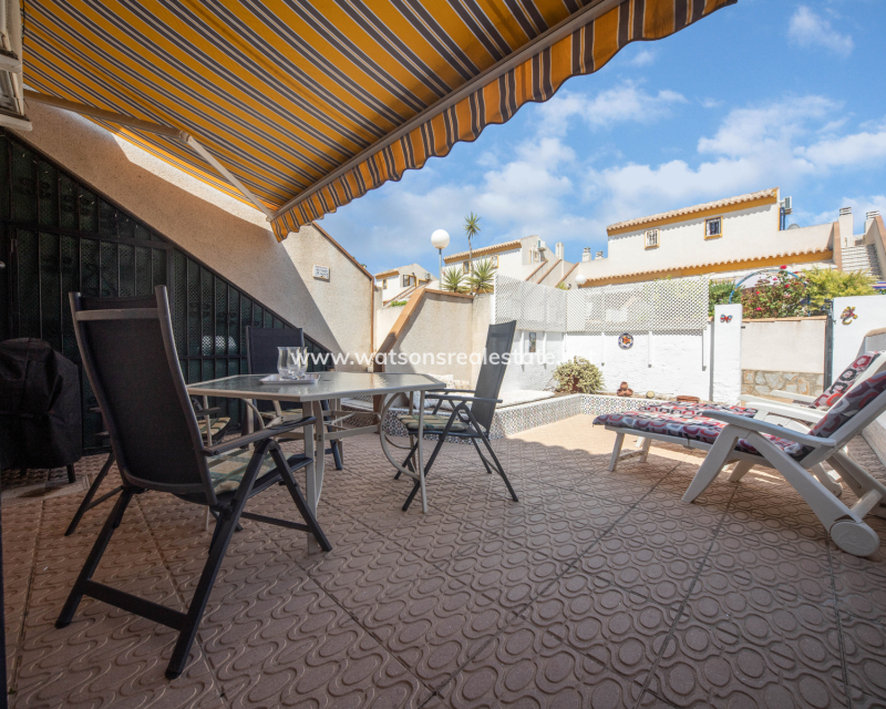 Revente - Rijhuis - Urb. La Marina