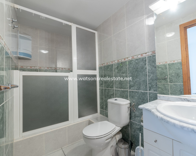 Revente - Rijhuis - Urb. La Marina
