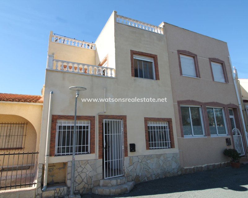 Revente - Rijhuis - Urb. La Marina