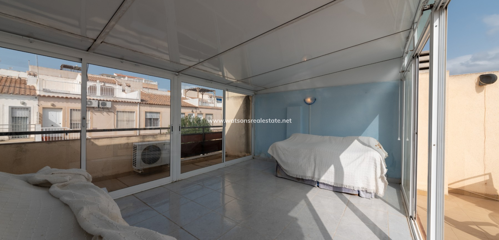 Revente - Rijhuis - Urb. La Marina
