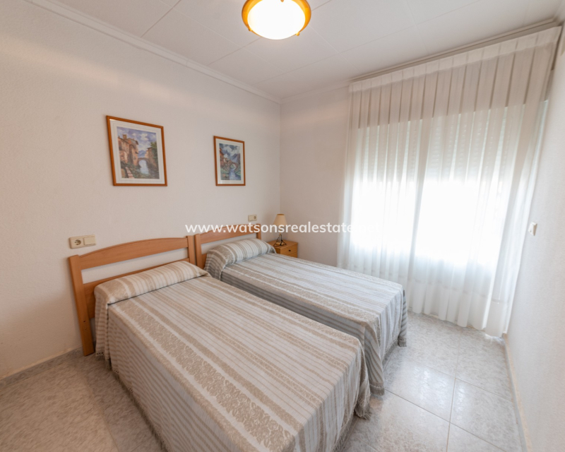 Revente - Rijhuis - Urb. La Marina
