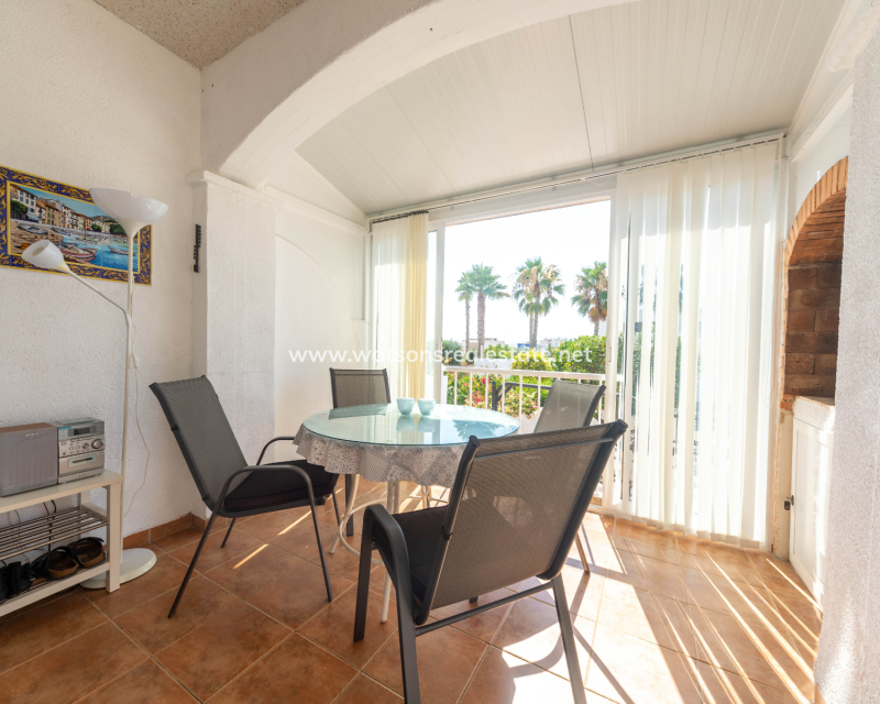 Revente - Rijhuis - Urb. La Marina