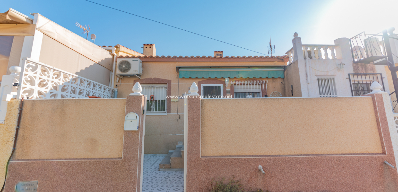 Revente - Rijhuis - Urb. La Marina