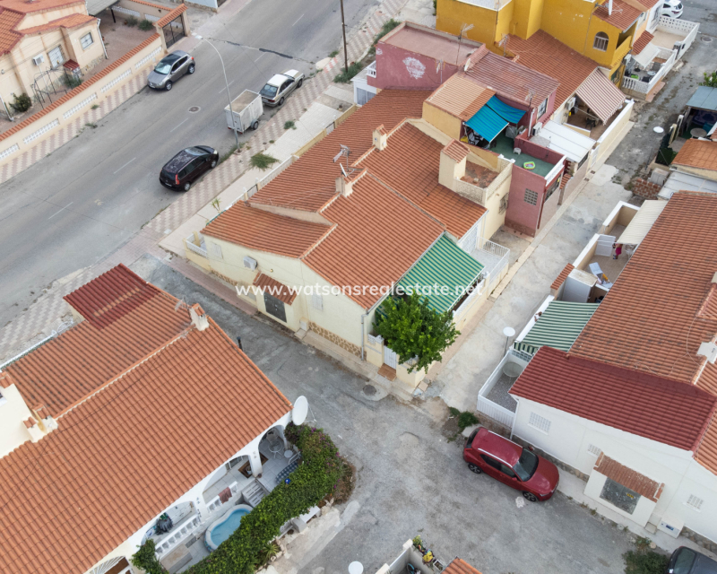 Revente - Rijhuis - Urb. La Marina