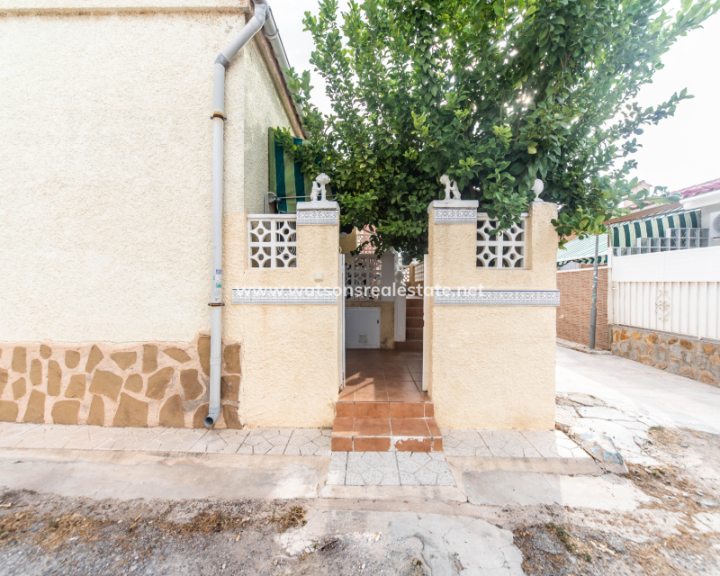 Revente - Rijhuis - Urb. La Marina