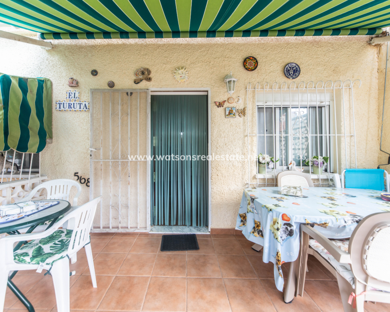 Revente - Rijhuis - Urb. La Marina