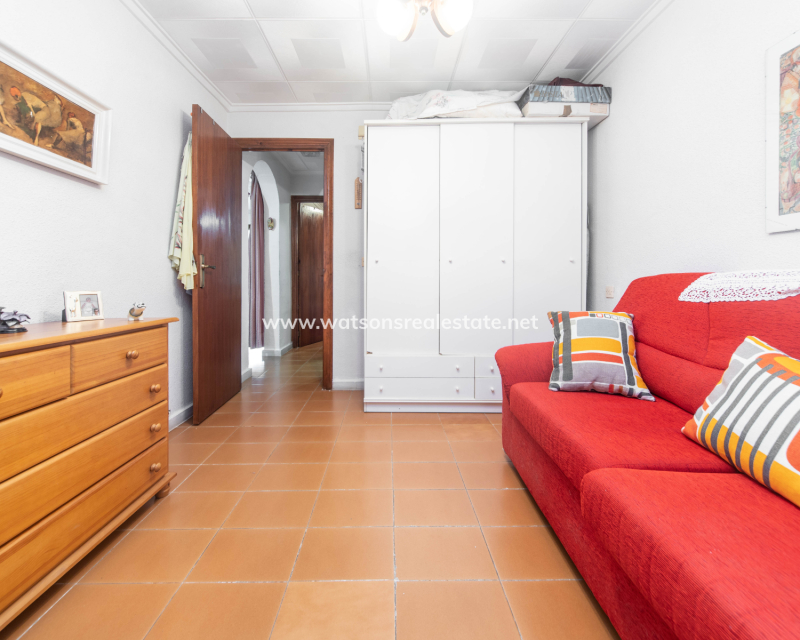 Revente - Rijhuis - Urb. La Marina