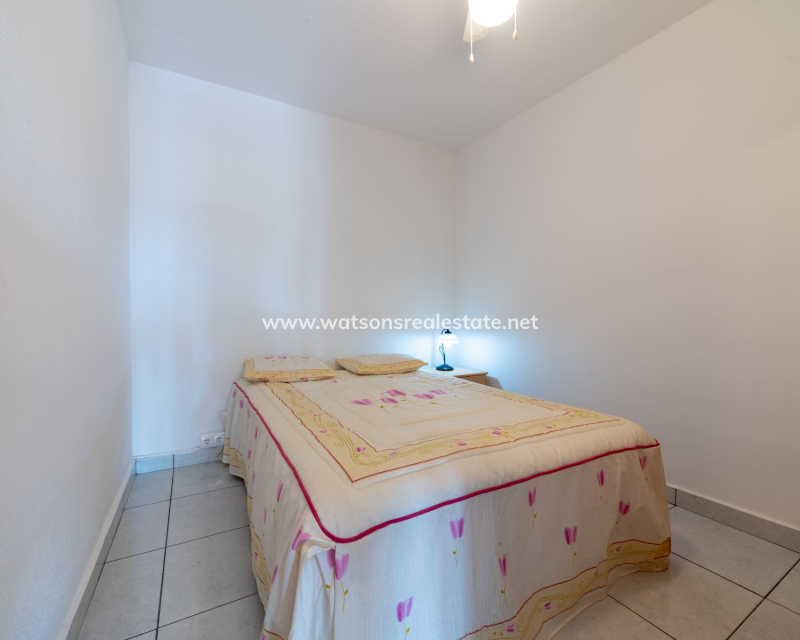 Revente - Rijhuis - Urb. La Marina