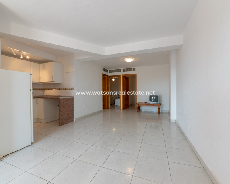 Revente - Rijhuis - Urb. La Marina
