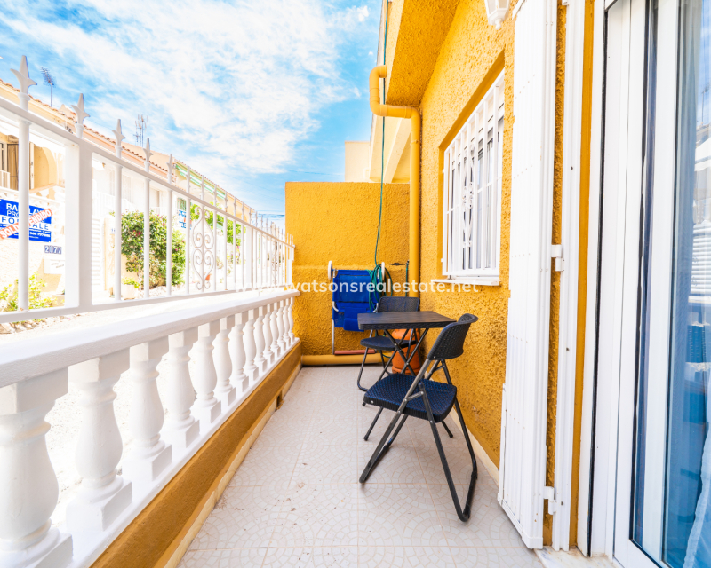 Revente - Rijhuis - Urb. La Marina