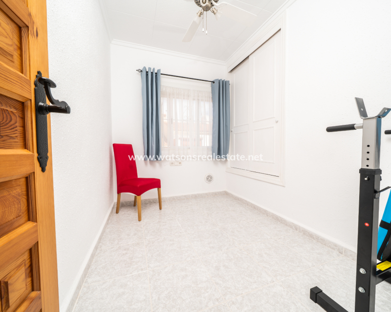 Revente - Rijhuis - Urb. La Marina