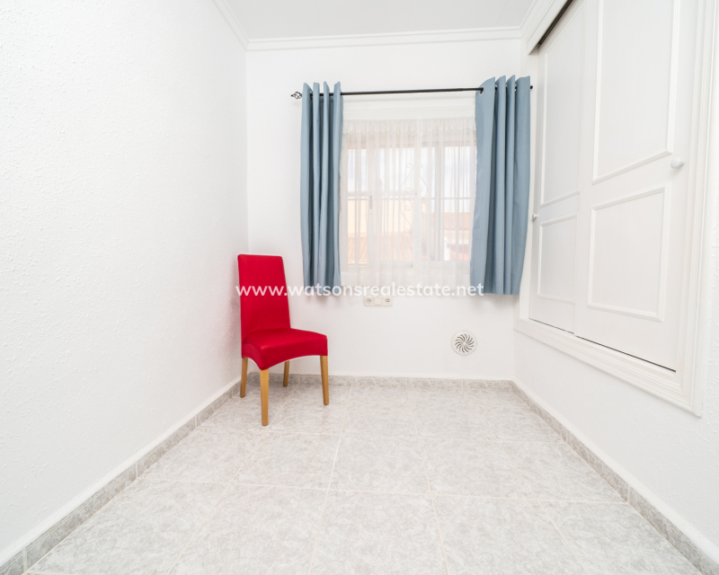 Revente - Rijhuis - Urb. La Marina