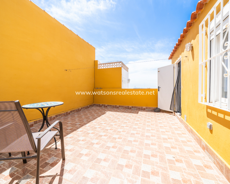 Revente - Rijhuis - Urb. La Marina