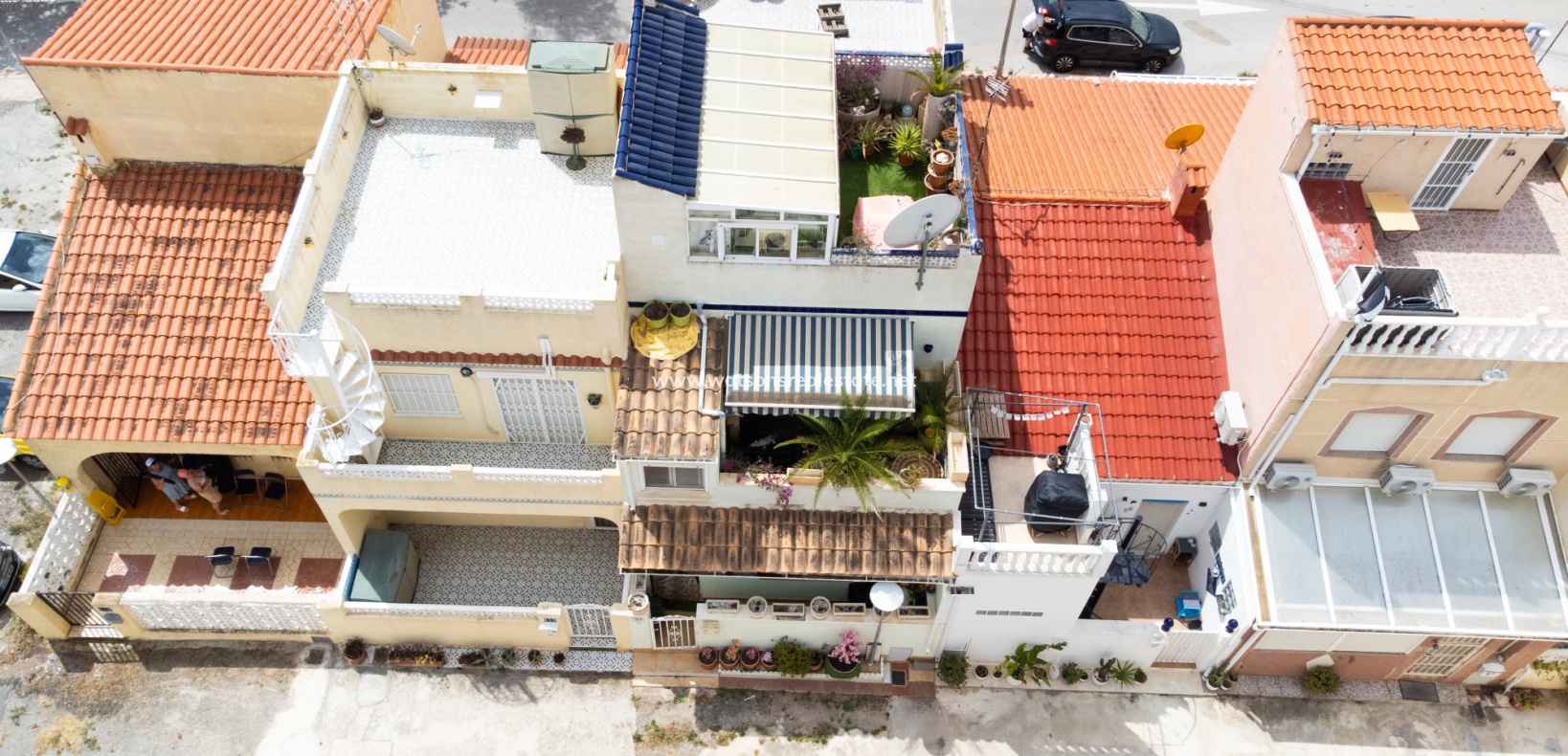 Revente - Rijhuis - Urb. La Marina