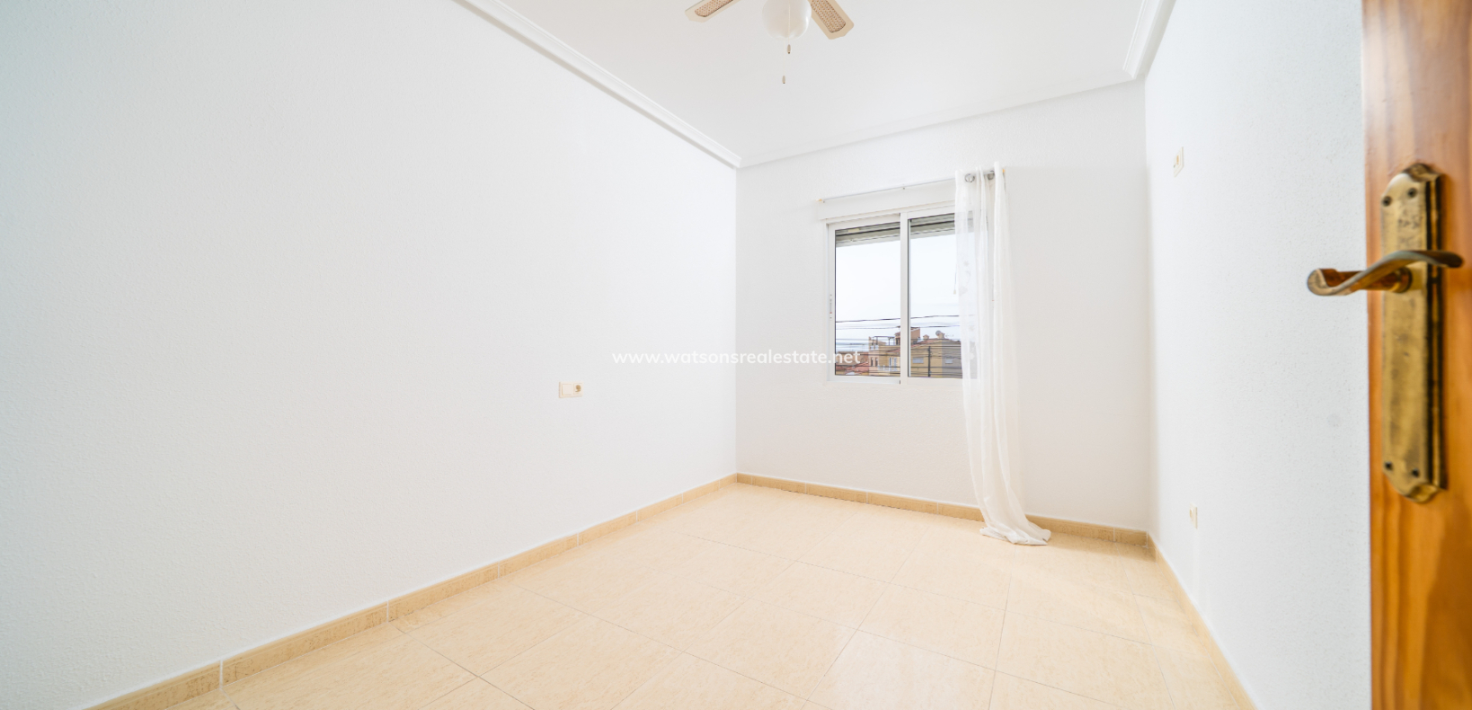 Revente - Rijhuis - Urb. La Marina