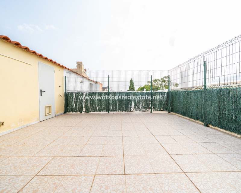 Revente - Rijhuis - Urb. La Marina